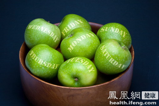 食疗养生指南：生病时吃什么水果对身体最有益？